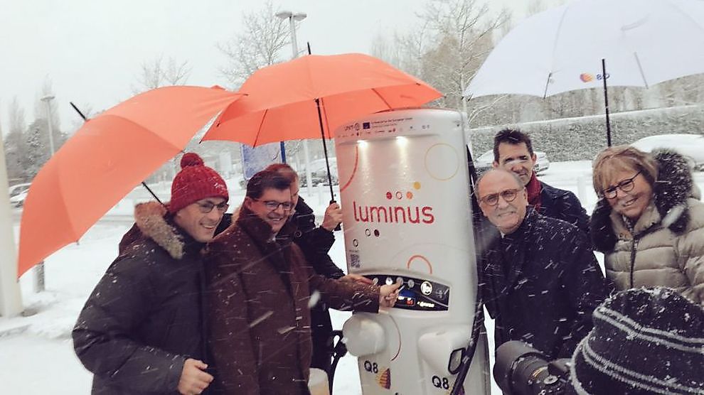 Inauguration officielle du réseau de recharge rapide pour véhicules électriques