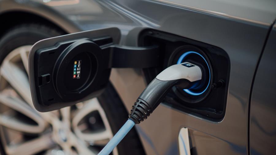 La moitié des Belges veulent rouler en voiture électrique d'ici 2029
