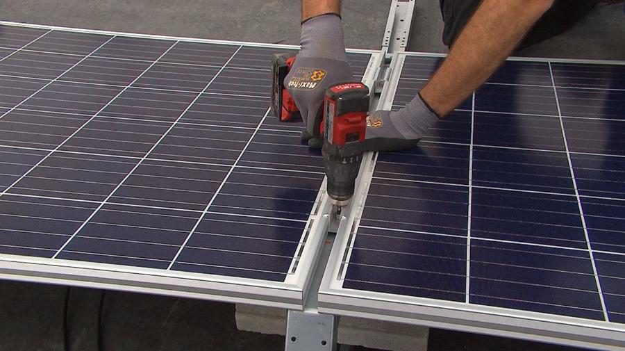 Hoe zelf zonnepanelen plaatsen