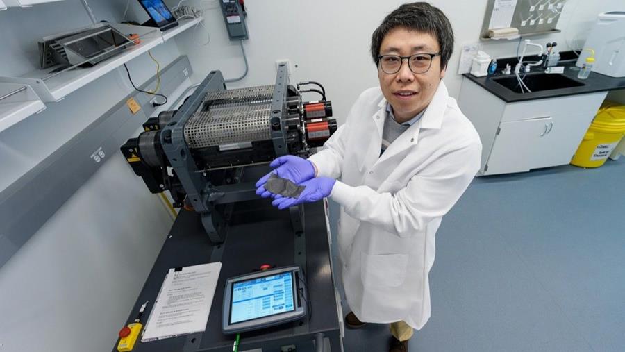 Les électrodes sèches redessinent la production de batteries
